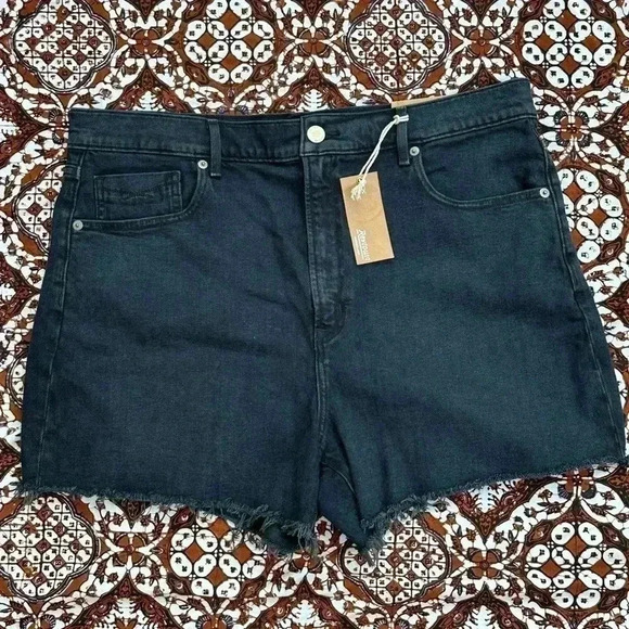 NWT Revtown Decade Denim Saturday Shorts Size 34 - Picture 4 of 10